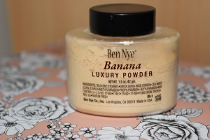 Ben Nye Banana Luxury Powder